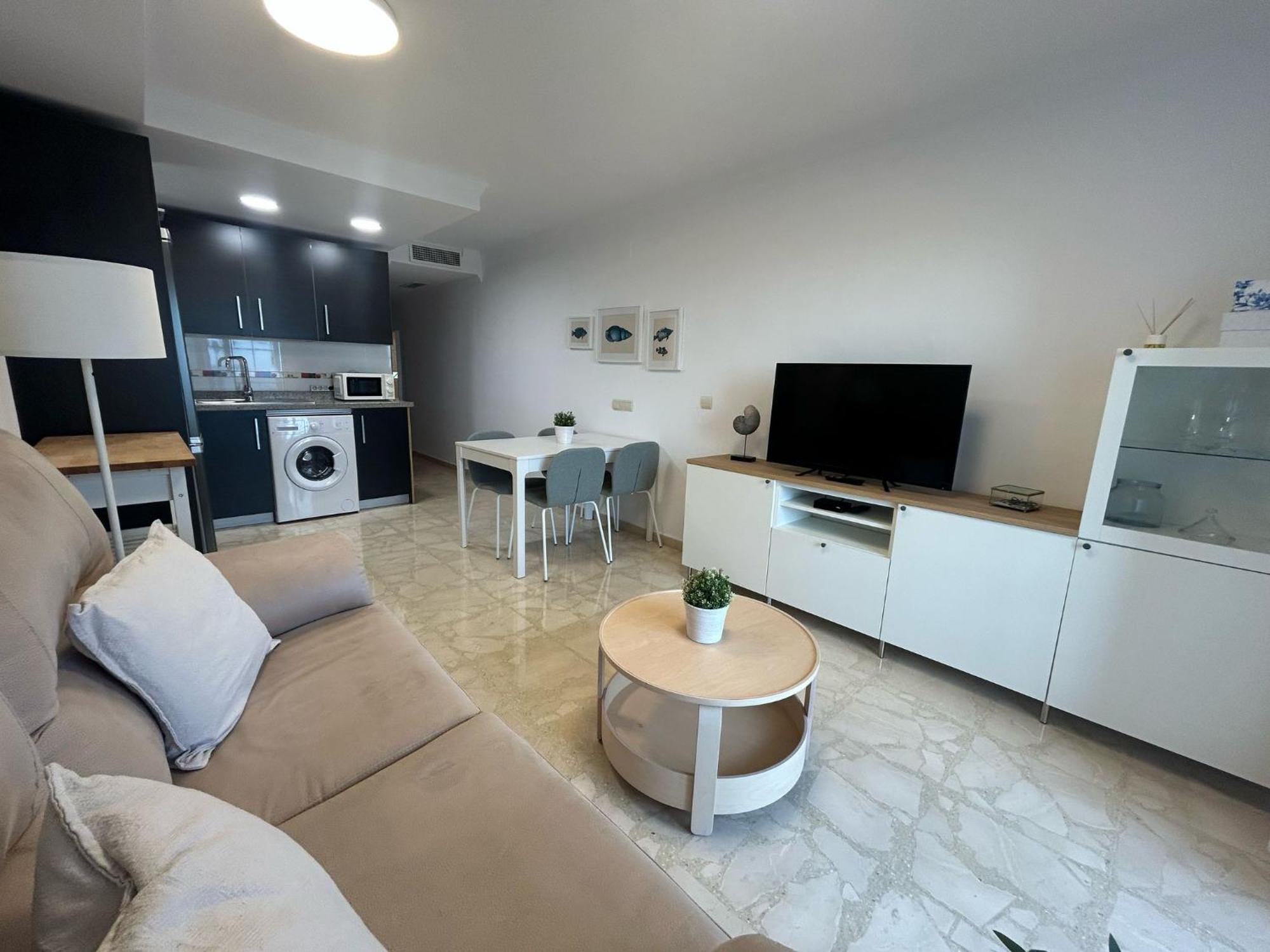 Maravilloso Apartamento En Primera Linea De Playa Con Vistas Al Mar En Caleta De Velez 2 D Esterno foto